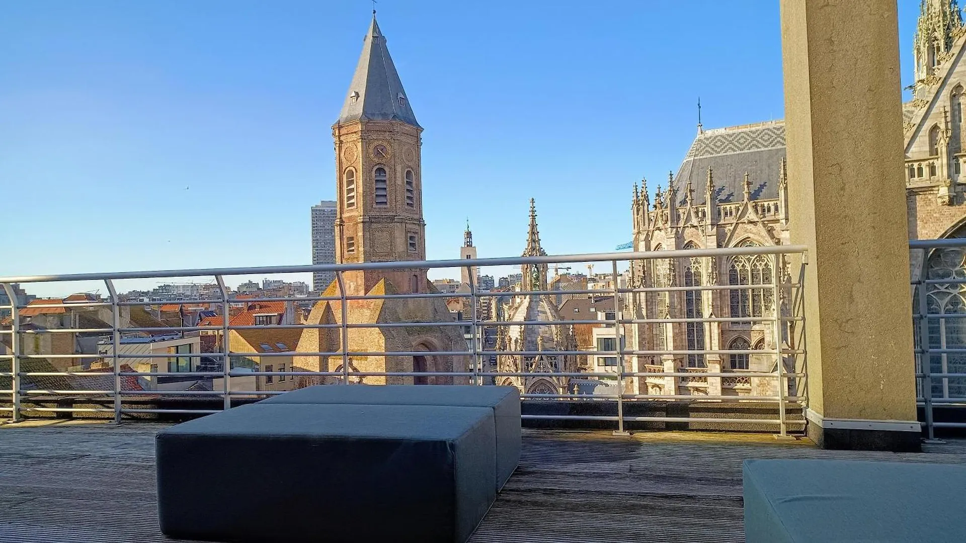 Apartament Huswell - Sunny Terrace With Harbour View - 5-Min Walk To Station Ostenda Belgia